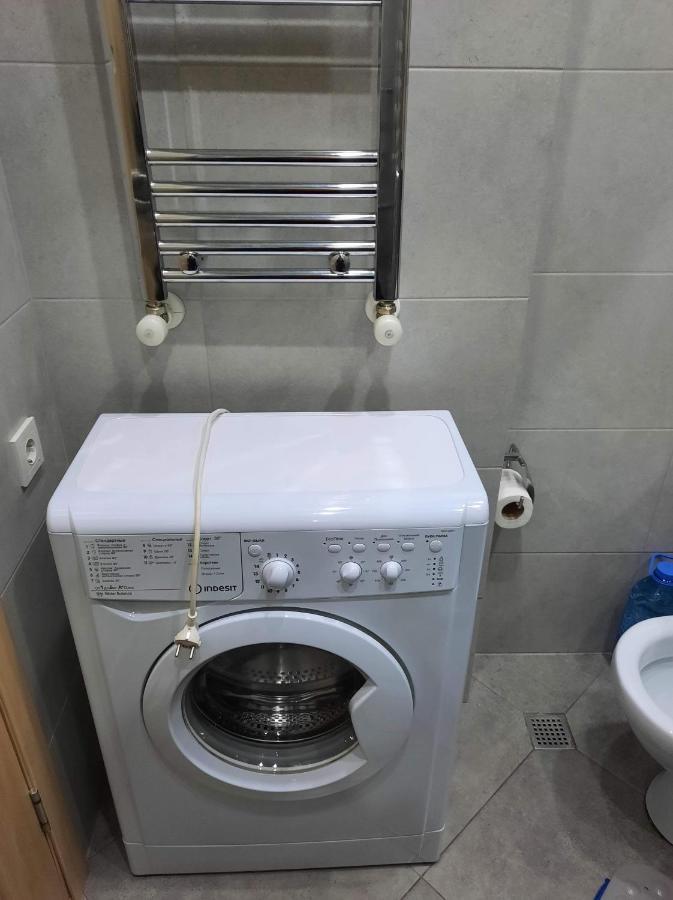 Yalcin Star Residence Diana'S Flat Batumi Exterior photo