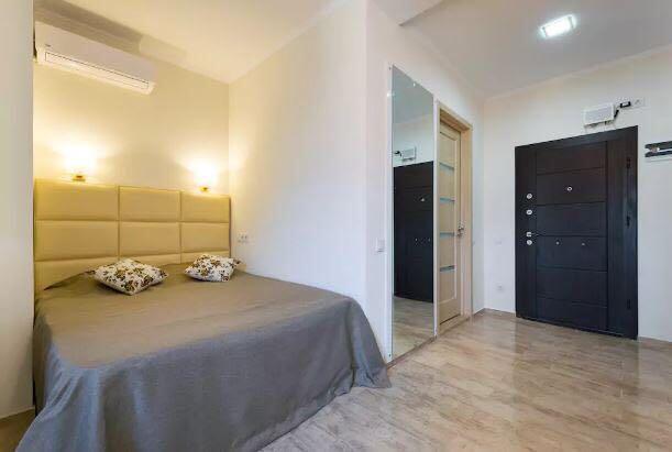 Yalcin Star Residence Diana'S Flat Batumi Exterior photo